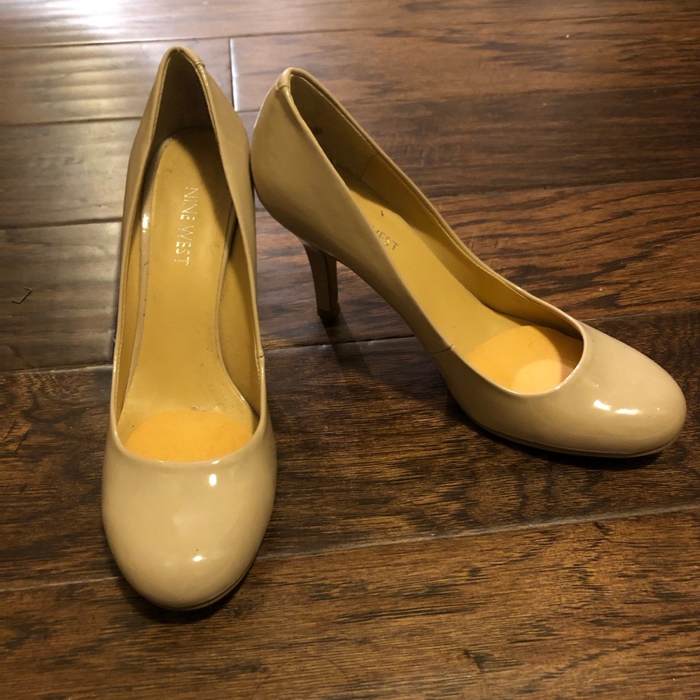 Nine West Nude Pumps Heels